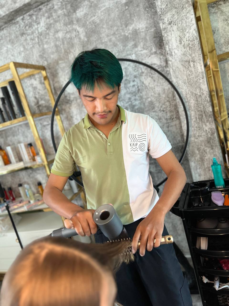 Professional haircuts and styling at the KAIF Jungle Club & Spa beauty salon